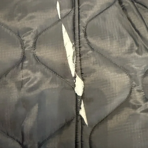 NWT THE FRANKIE SHOP TEDDY QUILTED JACKET - BLACK-PLEASE READ LISTING DETAILS - Picture 8 of 10